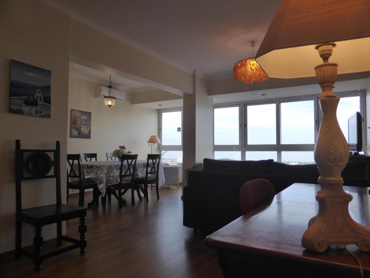 A View To The River Tejo - Sixtyfive Boutique Home Lisbon Bagian luar foto